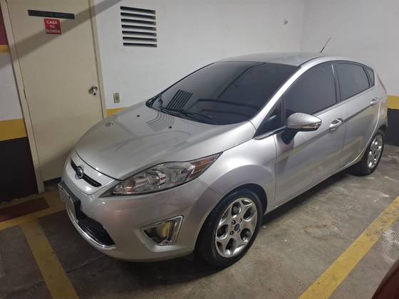 FORD FIESTA 1.6 SE HATCH 16V FLEX 4P MANUAL