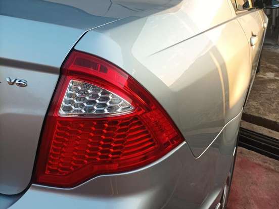 FORD-FUSION-3.0 SEL FWD V6 24V GASOLINA 4P AUTOMÁTICO FORD-FUSION-2011