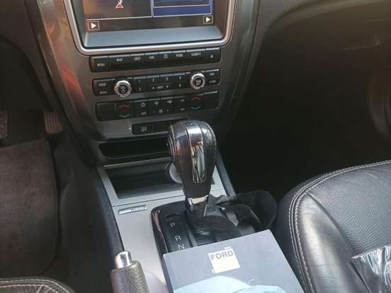 FORD-FUSION-3.0 SEL FWD V6 24V GASOLINA 4P AUTOMÁTICO FORD-FUSION-2011