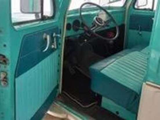 FORD-RURAL-2.8 4X4 6 CILINDROS 12V GASOLINA 2P MANUAL FORD-RURAL-1972