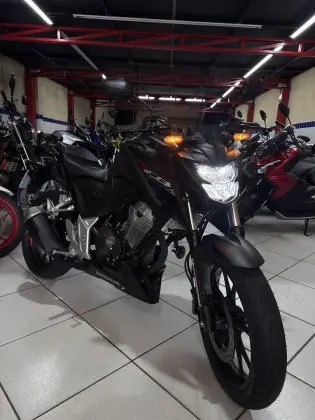 HONDA CB 300F TWISTER CBS 