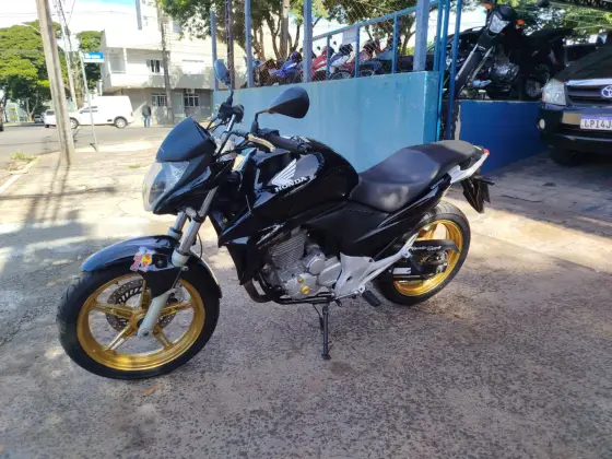 HONDA CB 300R HONDA CB 300R