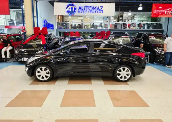 HYUNDAI-ELANTRA-2012