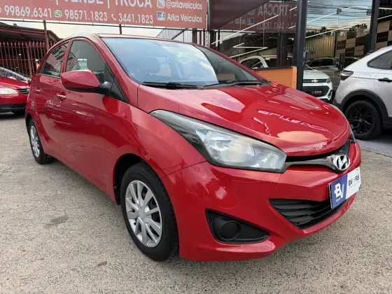 HYUNDAI HB20 1.0 COMFORT PLUS 12V FLEX 4P MANUAL