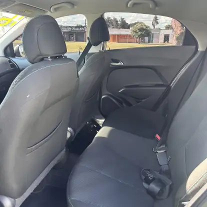 HYUNDAI-HB20-2016