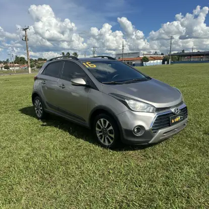 HYUNDAI-HB20-2016