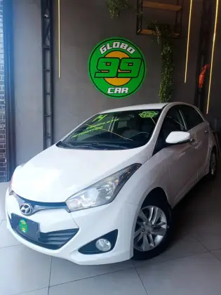 HYUNDAI HB20 1.6 PREMIUM 16V FLEX 4P AUTOMÁTICO HYUNDAI HB20 1.6 PREMIUM 16V FLEX 4P AUTOMÁTICO