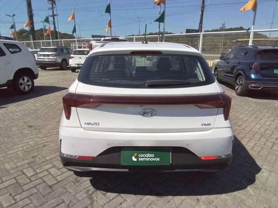 HYUNDAI-HB20-2024