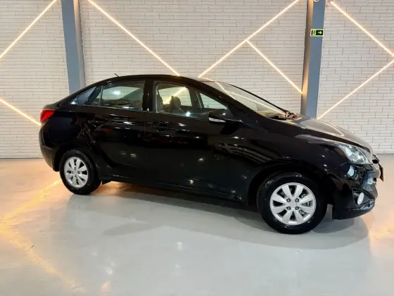 HYUNDAI HB20S 1.6 COMFORT PLUS 16V FLEX 4P MANUAL