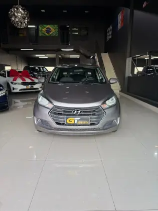 HYUNDAI HB20S 1.6 COMFORT PLUS 16V FLEX 4P MANUAL