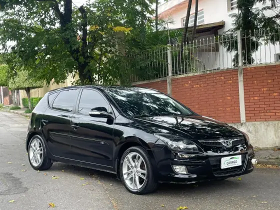 HYUNDAI I30 2.0 MPI 16V GASOLINA 4P AUTOMÁTICO