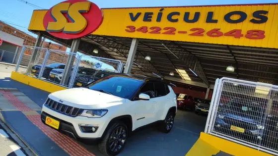JEEP COMPASS 2.0 16V DIESEL LIMITED 4X4 AUTOMÁTICO JEEP COMPASS 2.0 16V DIESEL LIMITED 4X4 AUTOMÁTICO