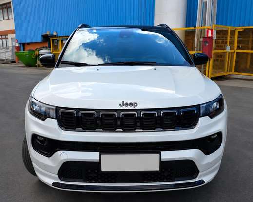 JEEP-COMPASS-2.0 HURRICANE 4 TURBO GASOLINA BLACKHAWK AT9 JEEP-COMPASS-2024