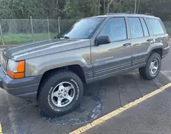 JEEP GRAND CHEROKEE 4.0 LAREDO 4X4 6I 12V GASOLINA 4P AUTOMÁTICO JEEP GRAND CHEROKEE 4.0 LAREDO 4X4 6I 12V GASOLINA 4P AUTOMÁTICO