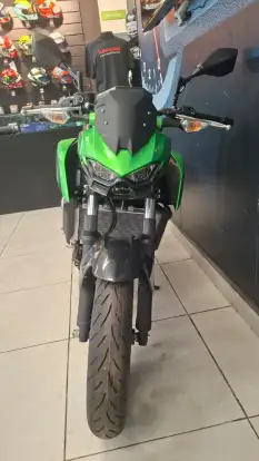 KAWASAKI-Z500-2026