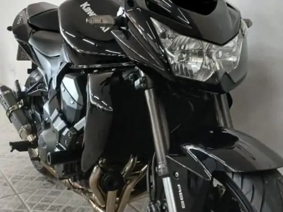 KAWASAKI-Z-750 ABS KAWASAKI-Z-750 ABS-2010