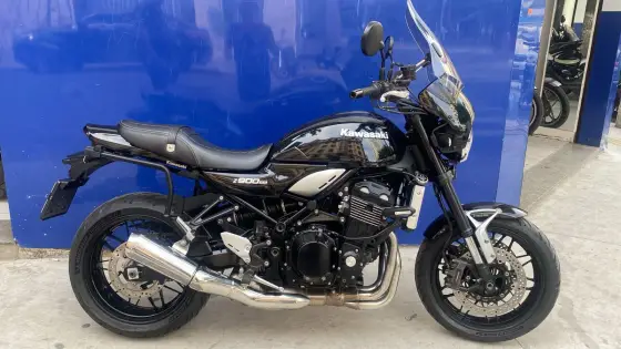KAWASAKI Z900RS 