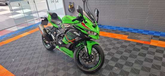 KAWASAKI-NINJA ZX-4R-2024