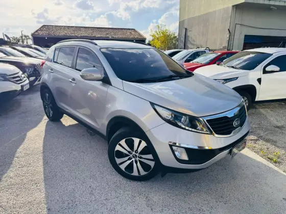KIA SPORTAGE 2.0 EX 4X2 16V GASOLINA 4P AUTOMÁTICO