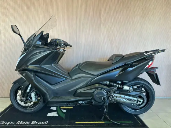 KYMCO AK 550i 