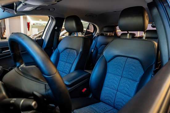 MERCEDES-BENZ-GLA 200-2018