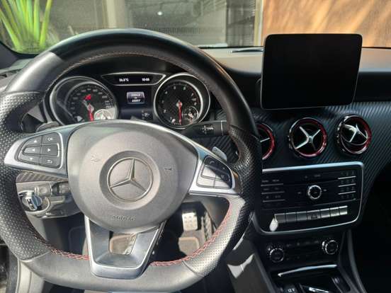 MERCEDES-BENZ-A 250-2016