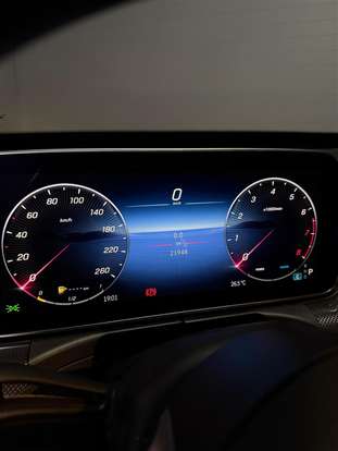 MERCEDES-BENZ-C 300-2024