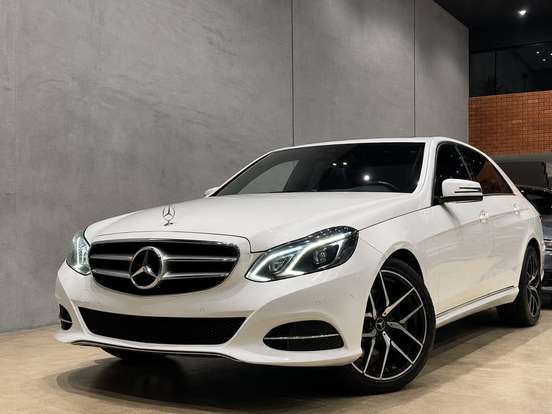 MERCEDES-BENZ-E 250-2.0 AVANTGARDE 16V TURBO GASOLINA 4P AUTOMÁTICO MERCEDES-BENZ-E 250-2014