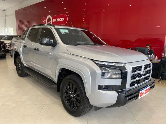 MITSUBISHI TRITON 2.4 BITURBO DIESEL CD KATANA 4X4 AUTOMÁTICO