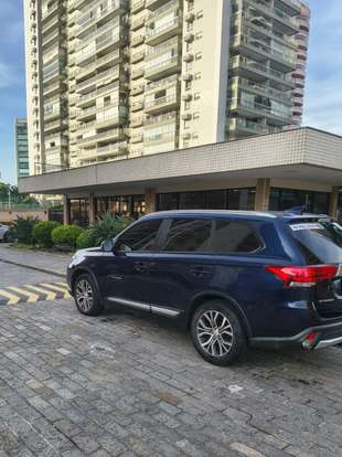 MITSUBISHI-OUTLANDER-2016