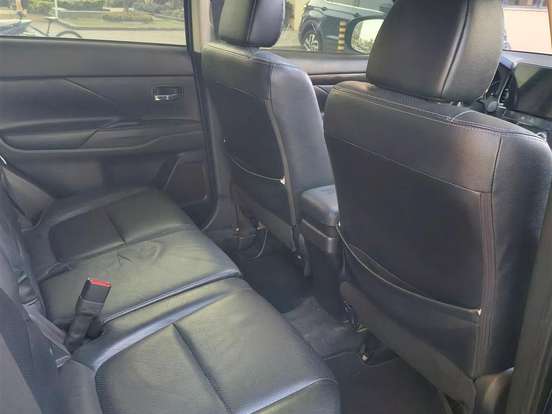 MITSUBISHI-OUTLANDER-2.0 16V GASOLINA 4P AUTOMÁTICO MITSUBISHI-OUTLANDER-2016