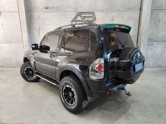 MITSUBISHI-PAJERO FULL-3.2 HPE 4X4 16V TURBO INTERCOOLER DIESEL 2P AUTOMÁTICO MITSUBISHI-PAJERO FULL-2010