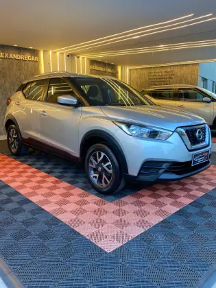 NISSAN KICKS 1.6 16V FLEXSTART S 4P XTRONIC NISSAN KICKS 1.6 16V FLEXSTART S 4P XTRONIC
