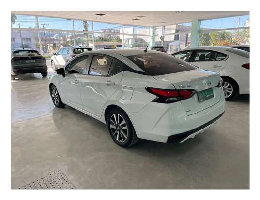 NISSAN-VERSA-2023