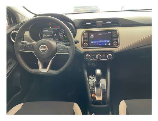 NISSAN-VERSA-2023