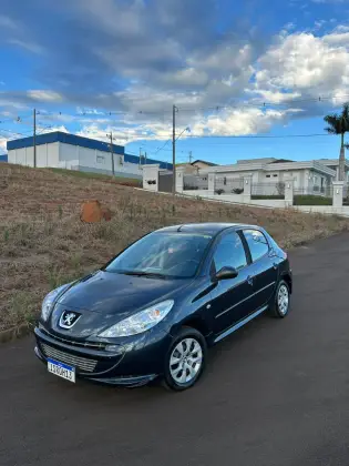 PEUGEOT 207 1.4 XR 8V FLEX 4P MANUAL PEUGEOT 207 1.4 XR 8V FLEX 4P MANUAL