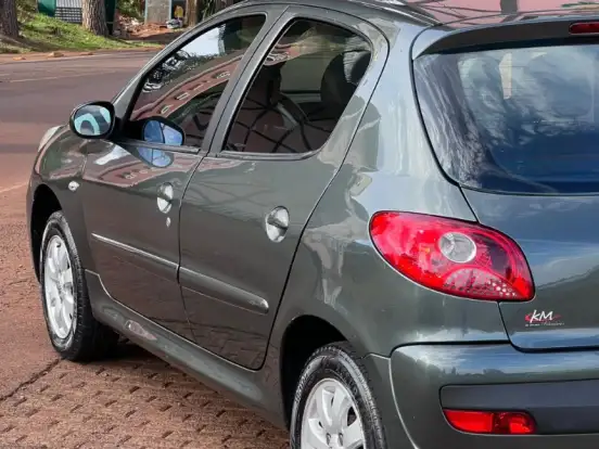 PEUGEOT-207-1.4 XR SPORT 8V FLEX 4P MANUAL PEUGEOT-207-2009