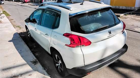 PEUGEOT-2008-2015
