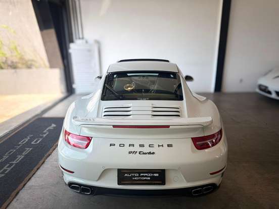 PORSCHE-911-3.8 6 CILINDROS 24V TURBO GASOLINA 2P AUTOMÁTICO PORSCHE-911-2015
