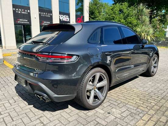 PORSCHE-MACAN-2025
