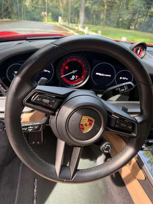 PORSCHE-911-2021
