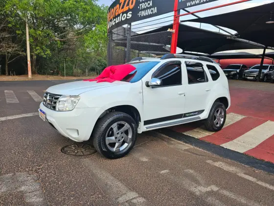 RENAULT DUSTER 1.6 DYNAMIQUE 4X2 16V FLEX 4P MANUAL RENAULT DUSTER 1.6 DYNAMIQUE 4X2 16V FLEX 4P MANUAL