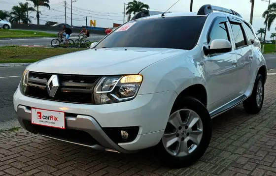 RENAULT DUSTER 2.0 DYNAMIQUE 4X2 16V FLEX 4P AUTOMÁTICO RENAULT DUSTER 2.0 DYNAMIQUE 4X2 16V FLEX 4P AUTOMÁTICO
