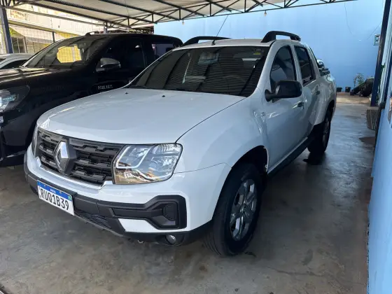 RENAULT OROCH 1.6 16V SCE FLEX INTENSE MANUAL RENAULT OROCH 1.6 16V SCE FLEX INTENSE MANUAL