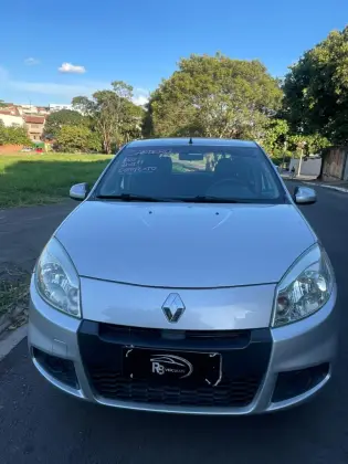 RENAULT SANDERO 1.6 EXPRESSION 16V FLEX 4P MANUAL