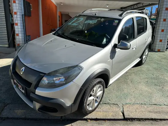 RENAULT SANDERO 1.6 STEPWAY 16V FLEX 4P AUTOMÁTICO RENAULT SANDERO 1.6 STEPWAY 16V FLEX 4P AUTOMÁTICO