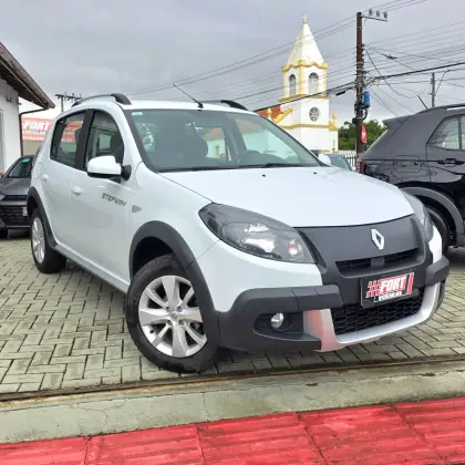 RENAULT SANDERO 1.6 STEPWAY 16V FLEX 4P AUTOMÁTICO RENAULT SANDERO 1.6 STEPWAY 16V FLEX 4P AUTOMÁTICO