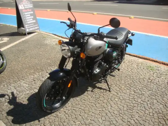 ROYAL ENFIELD-HUNTER 350-2023