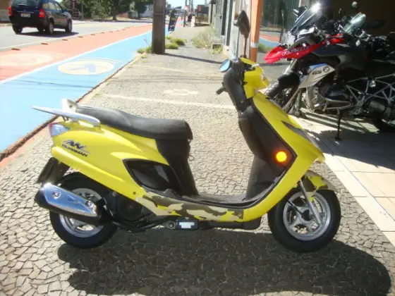SUZUKI AN125 BURGMAN 