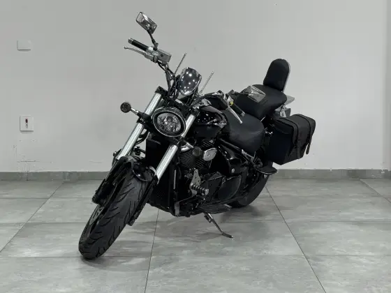 SUZUKI BOULEVARD M800 